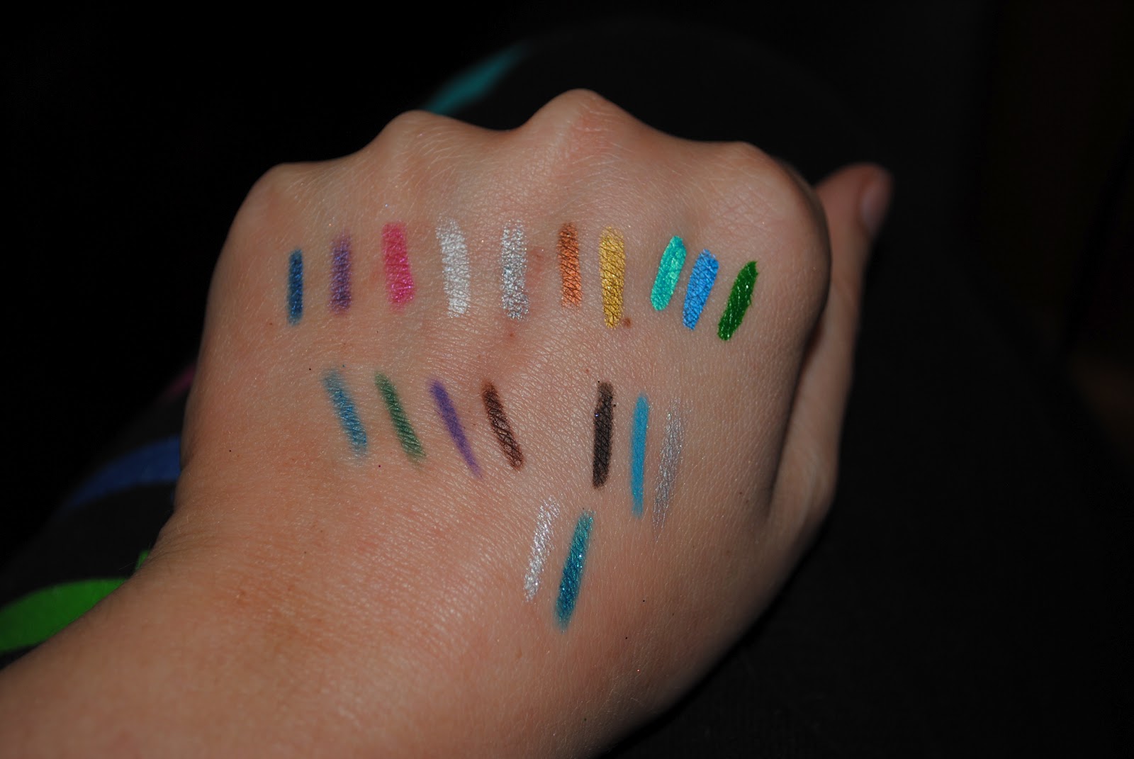 OMG! Glitter! Glitter and Eyeliner Swatches!