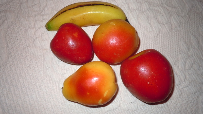 My Old Historic House: Grandmothers Wax Fruit.