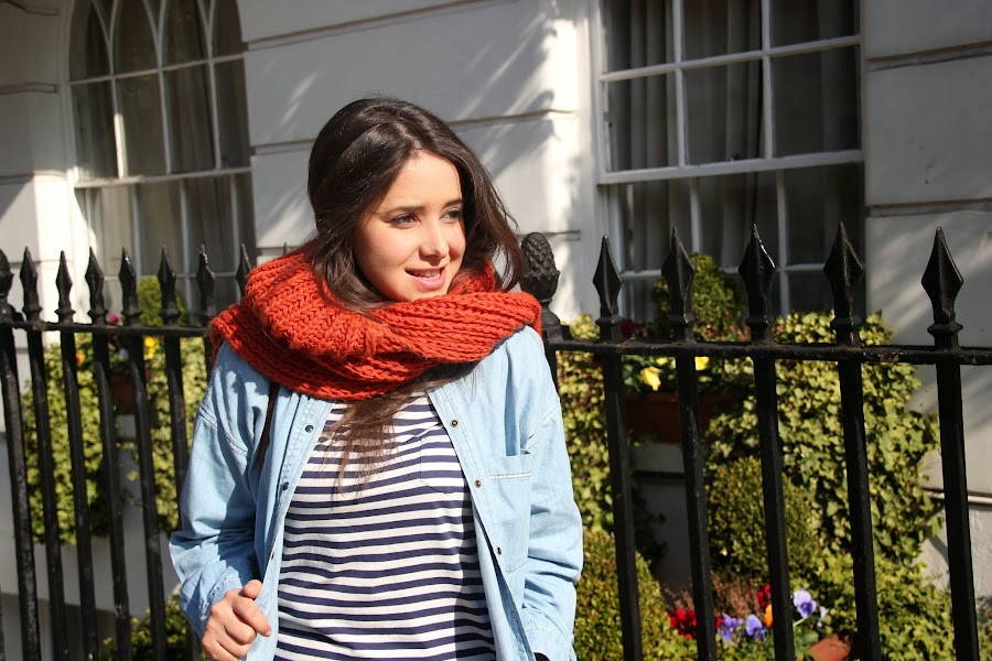 DIY Cómo hacer una bufanda con capucha. Blog de costura y diy.