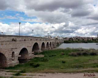 Entrada a Mérida por el Puente Romano