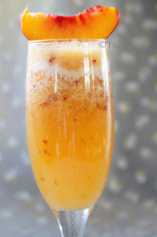 Κοκτέιλ Bellini με Παγωμένα Ροδάκινα