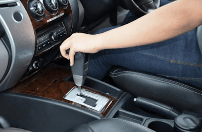 Jangan Lakukan 5 Kesalahan Ketika Mengendarai Mobil Matic Jangan Lakukan 5 Kesalahan Ketika Mengendarai Mobil Matic