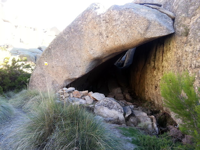 El Yelmo con niños. La Pedriza. Parque Nacional de Guadarrama.