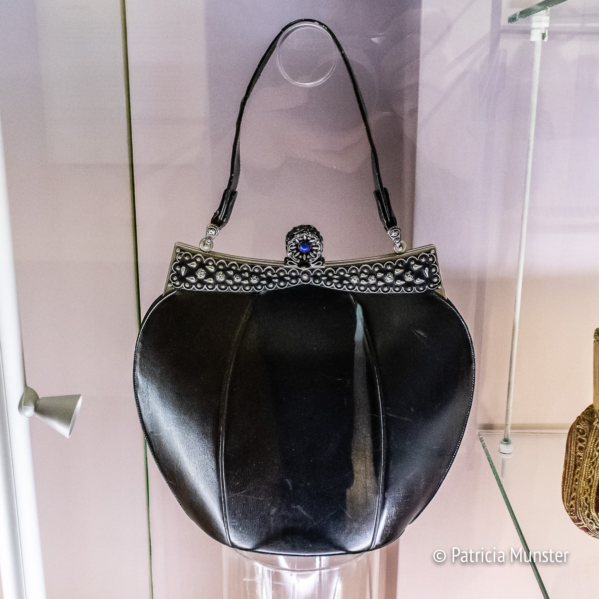 schiaparelli purse