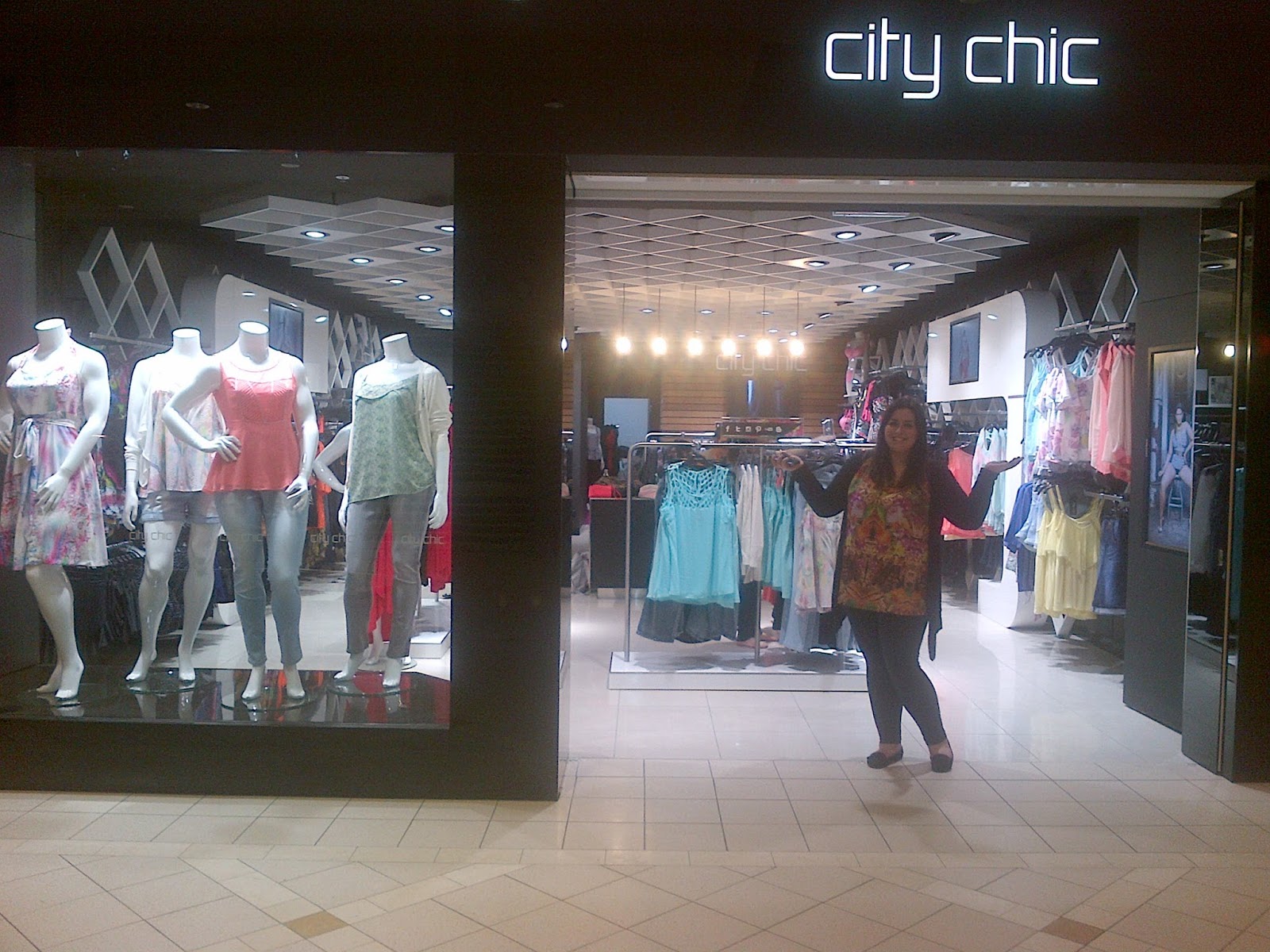 Inside City Chic NEW STORE ROSNY PARK, TASMANIA Inside City Chic NEW STORE ROSNY PARK, TASMANIA