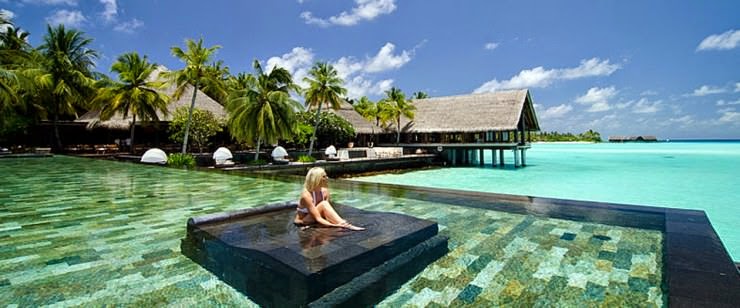 3. One&Only Reethi Rah, Maldives - Top 10 Marvelous Pools in the World