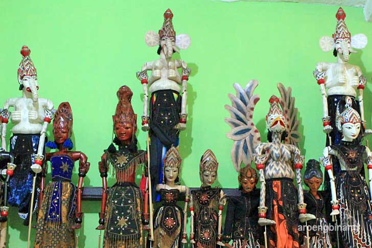 wayang golek pak dase bogor