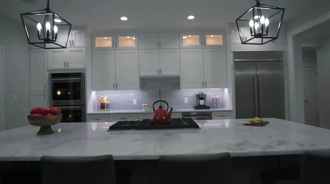 41 Interior Design Photos vs. 6 Minor Ct, Denville, NJ Luxury Home Tour