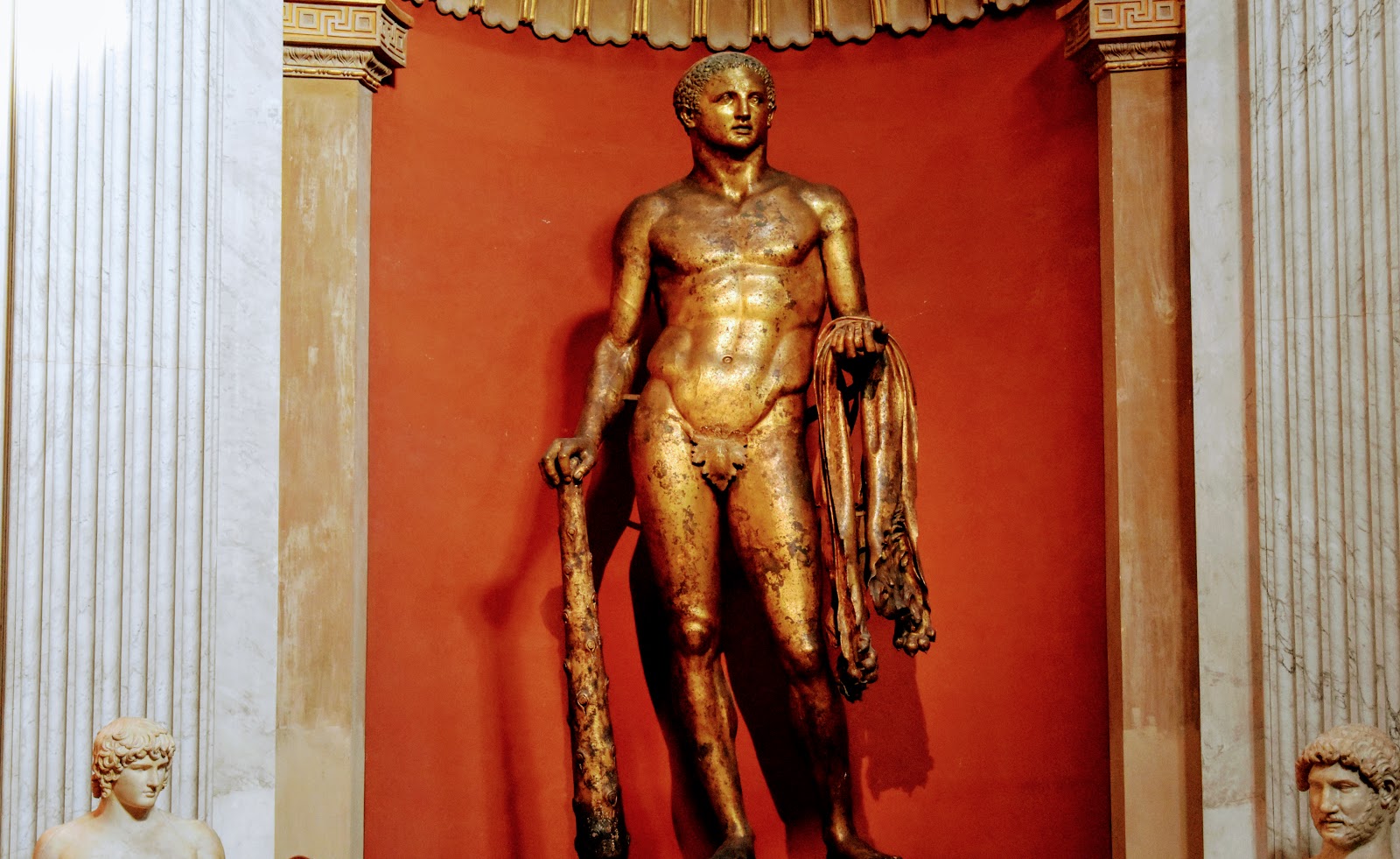 estatua de david en el vaticano