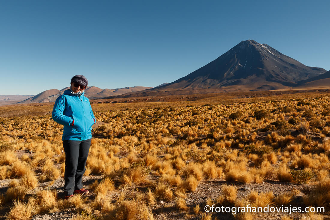 volcán Licancabur volcán Licancabur San pedro de Atacama desierto