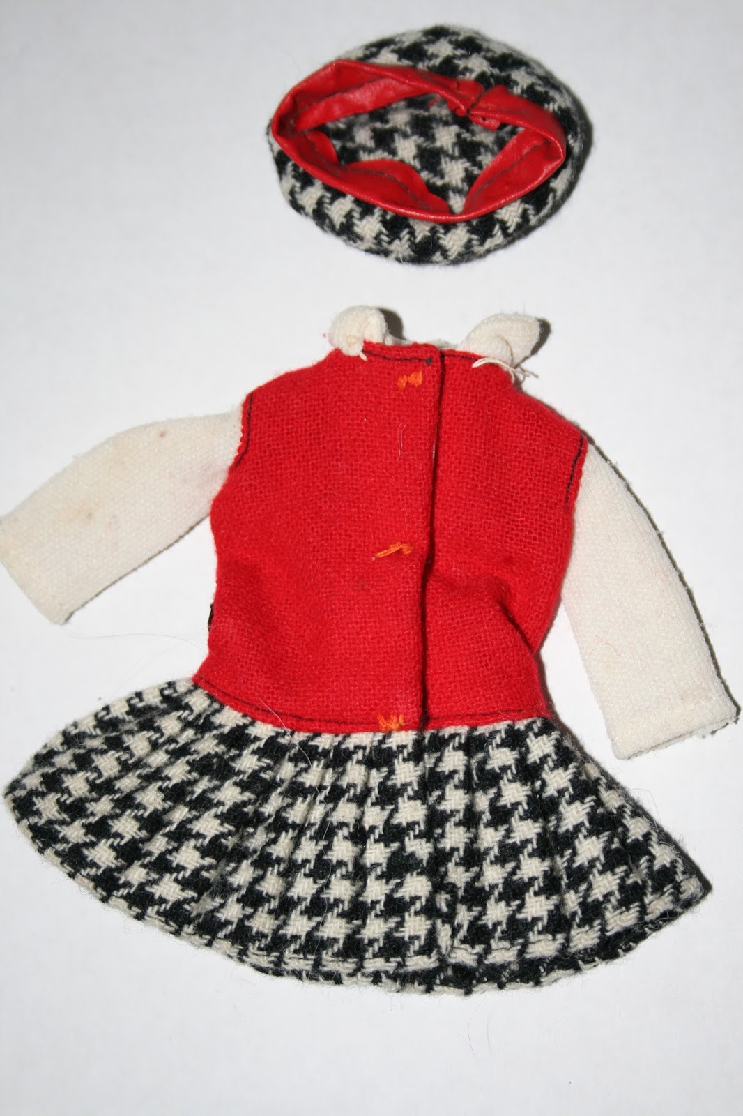 PLANET OF THE DOLLS: Rare Ideal Pepper outfit: Hyland Fling