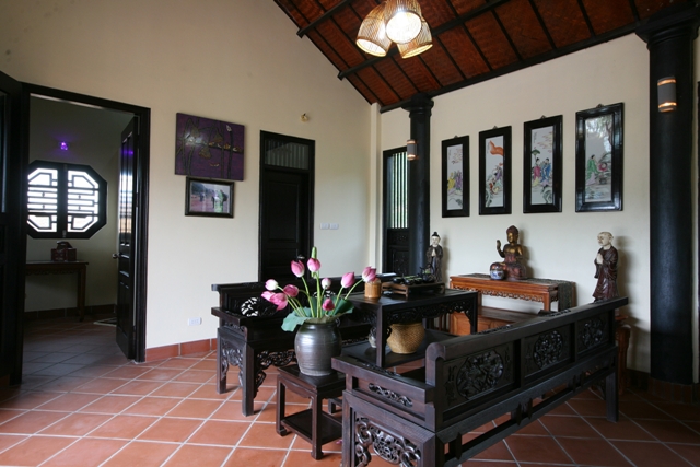 Không gian phòng khách với bộ bàn ghế trường kỷ gỗ đẹp Không gian phòng khách với bộ bàn ghế trường kỷ gỗ đẹp