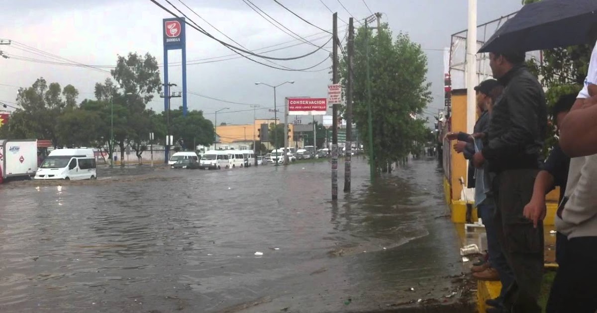 El mexiquense Hoy Como es tradicional la López Portillo inundada a la altura de Tultitlan El mexiquense Hoy Como es tradicional la López Portillo inundada a la altura de Tultitlan