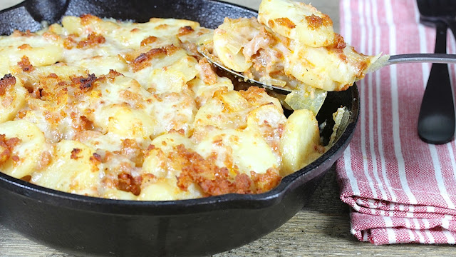 Cheesy Linguica and Potato Bake Cheesy Linguica and Potato Bake
