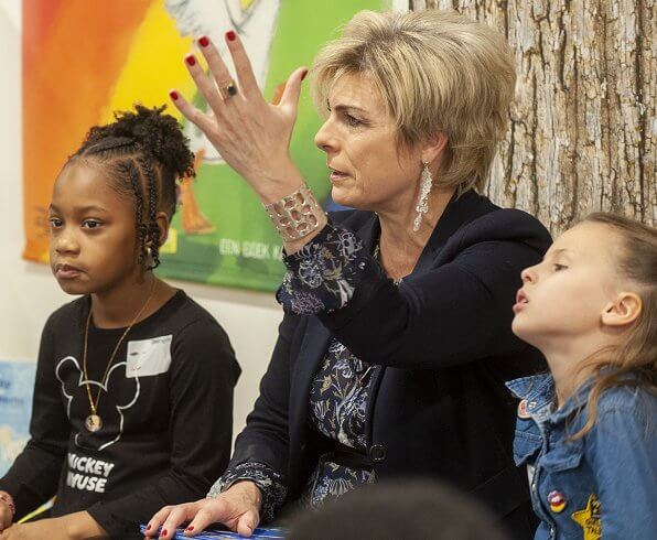 Princess Laurentien attended the opening of the 17th edition of the National Reading Breakfast Days at the Zoetermeer Forum. Missoni