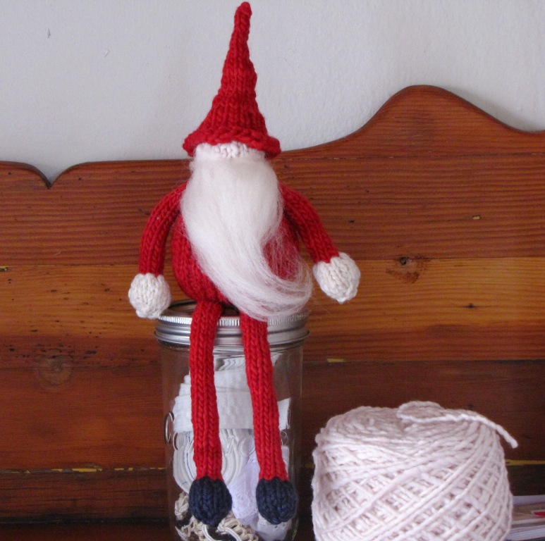 Christmas Yarn Gnomes - HOLIDAY - CHRISTMAS - Home and Self