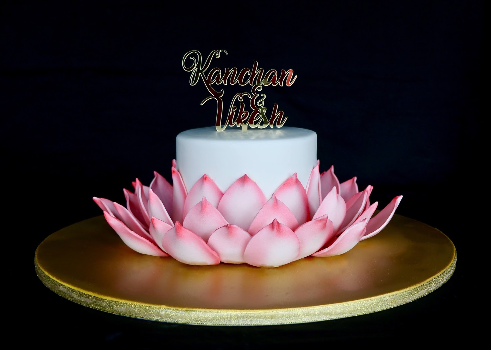 Baking Maniac Lotus Cake for an Engagement Party