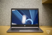 Close-up with HP's all-aluminum Chromebook 13 Close-up with HP's all-aluminum Chromebook 13