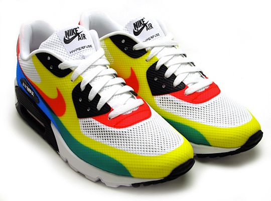 OMG! I want these neon yellow 'Nike Air Max 90 Hyperfuse OMG! I want these neon yellow 'Nike Air Max 90 Hyperfuse