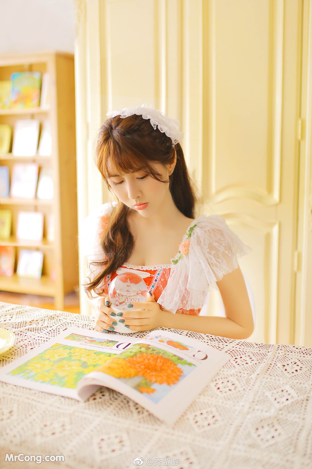 Beautiful Chinese girl dreaming through the angle of 乔 chụp 游 (108 photos)