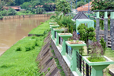 WISATA ALAM TAMANTAMAN DI BANTARAN SUNGAI CITANDUY KOTA BANJAR