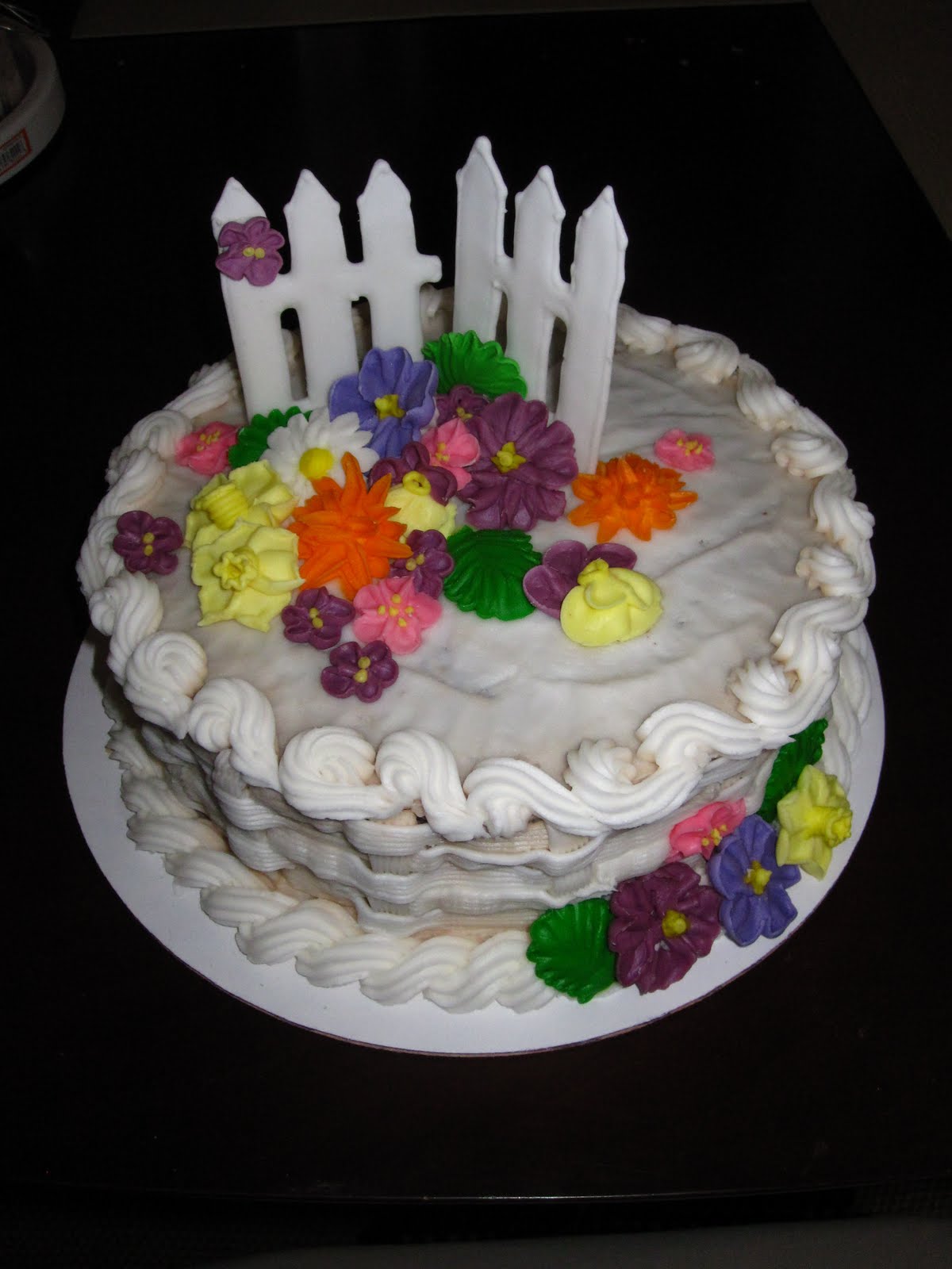 Anna Patricia Designs Wilton Cake with Royal Icing flowers