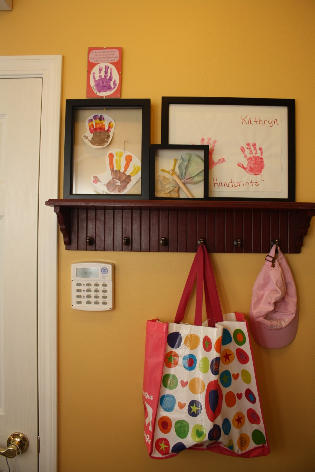 Bella Kate's: Laundry Room & Kids Art