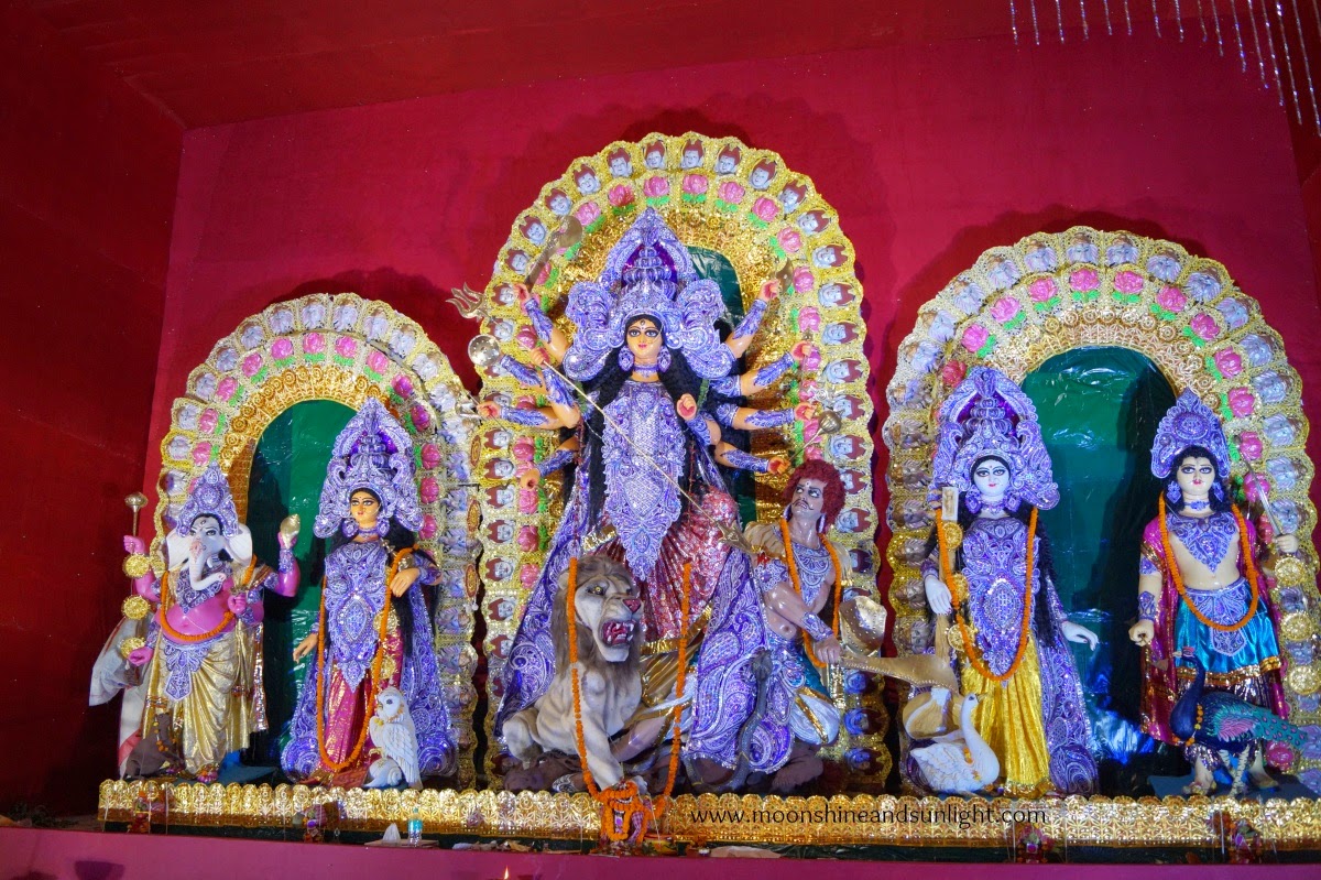 Durga puja pandal hopping 2014 ,Durga puja pandal hopping 2014 ,Durga puja in India, artistic durga Idol, Durga Idol, durga puja,howrah, Kolkata