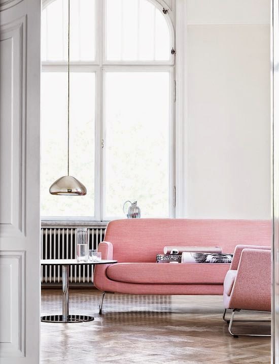 Salon i pokój dzienny, sofa, kanapa, kolorowa, w kolorze, scandinavian style, styl skandynawski, living room
