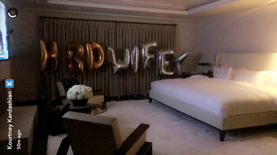 Hbd Wifey Kourtney Kardashian Scott Disick Back Together