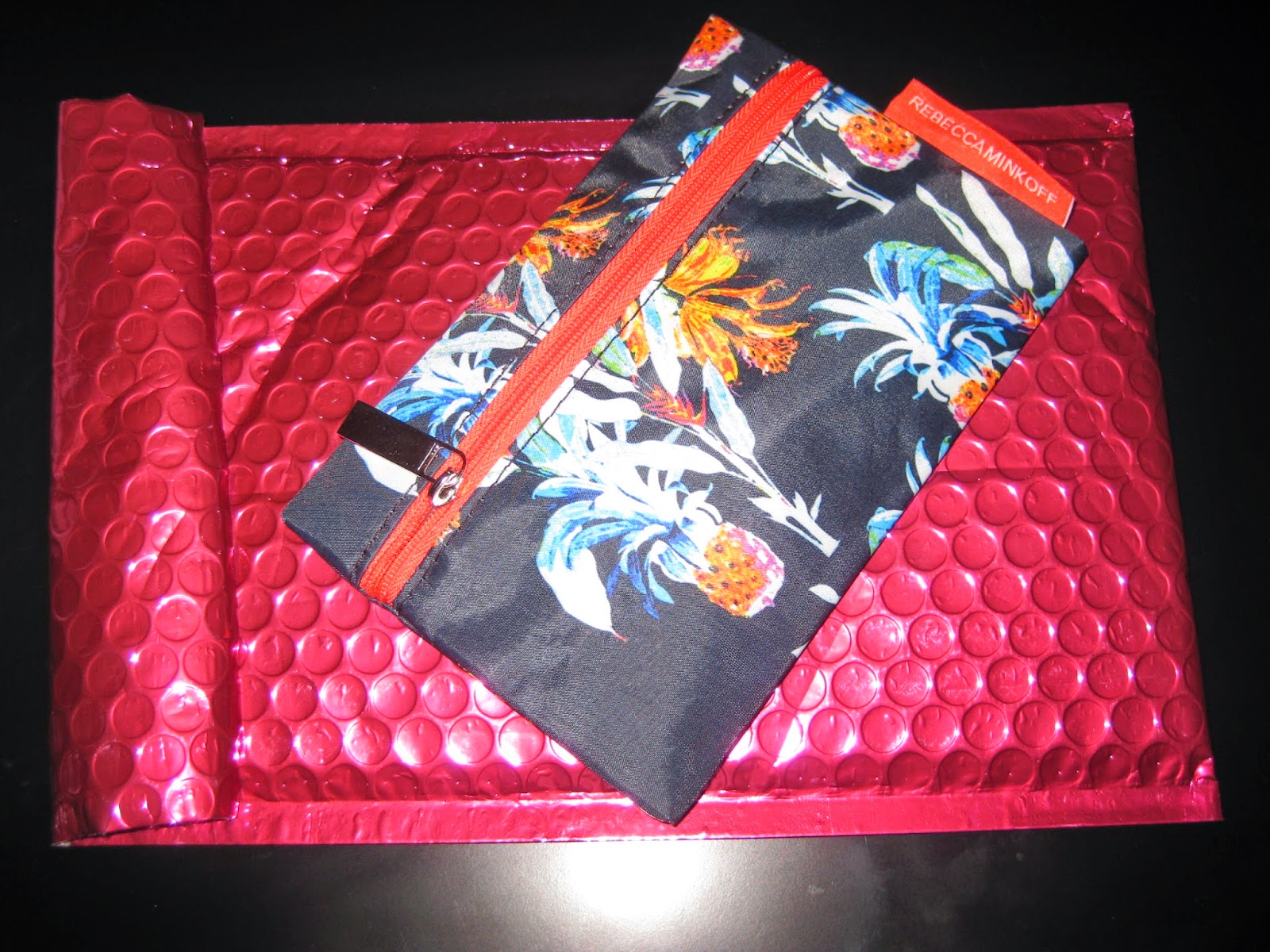 june 2014 ipsy glam bag