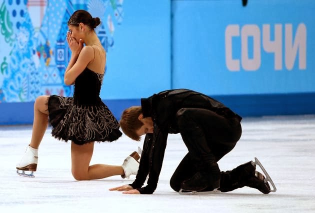 Elena Ilinykh og Nikita Katsalapov (RUS) udfører deres fridans ved Vinter OL 2014
