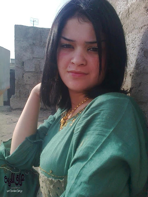 صور بنت عراقية