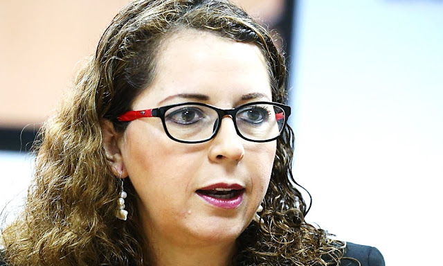 Rosa Bartra Congresista Rosa Bartra