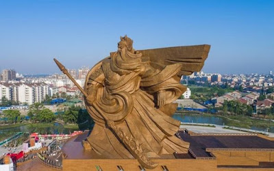 Megahnya Patung Colossal Guan Yu di Jingzhou
