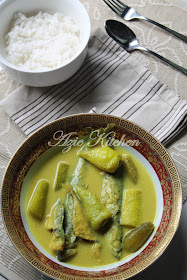 Azie Kitchen: Gulai Nasi Berlauk Kelantan