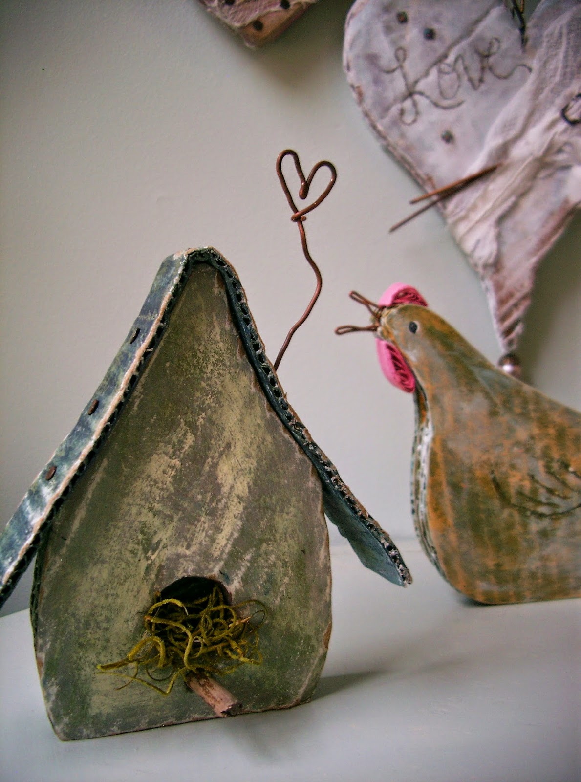 board bird house ©linda nelson 2015