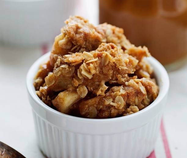 Warm Vanilla Apple Crisp
