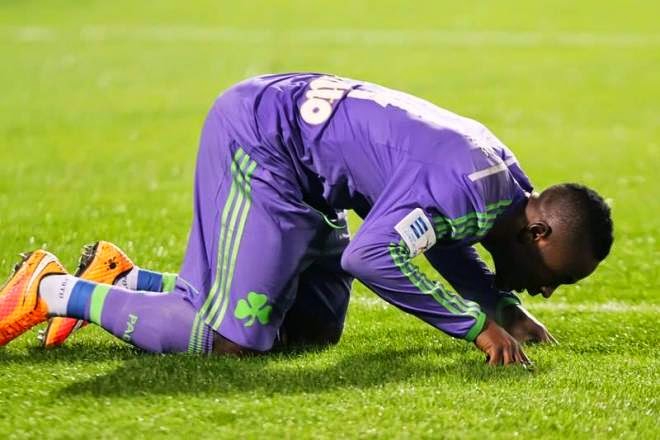 Πλήγμα με Ατζαγκούν!