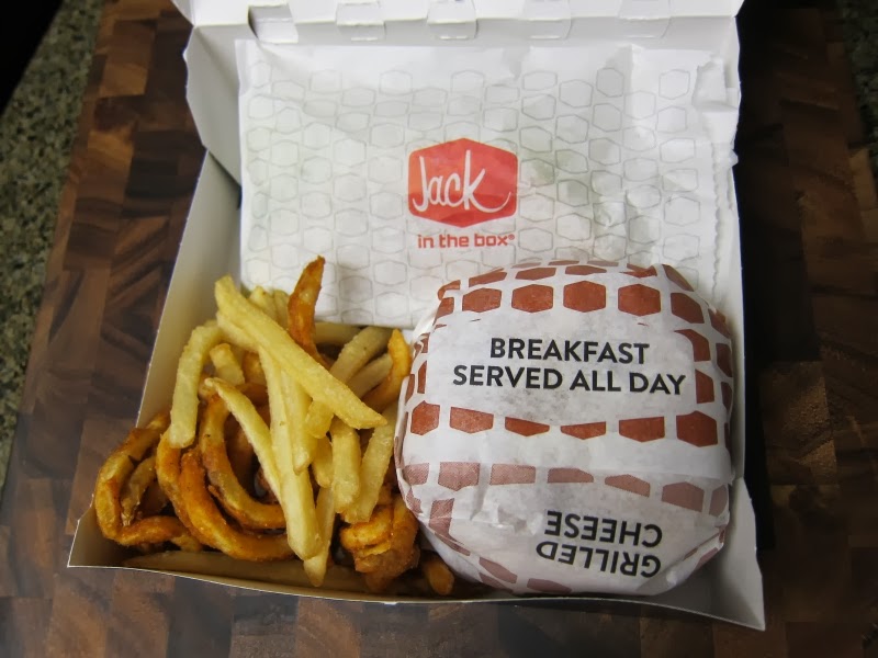 Review Jack in the Box Brunch Burger Munchie Meal Brand Eating
