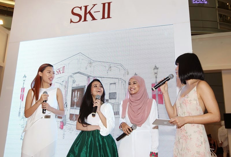 Beauty Buzz, SK-II Auractivator CC Cream, SK-II, Sk-II Malaysia, CC cream, empower women, Change destiny, light museum, GenOptics, Aura Glow makeover, aura glow, SK-II X Hatta Dolmat Couture Hantaran set 