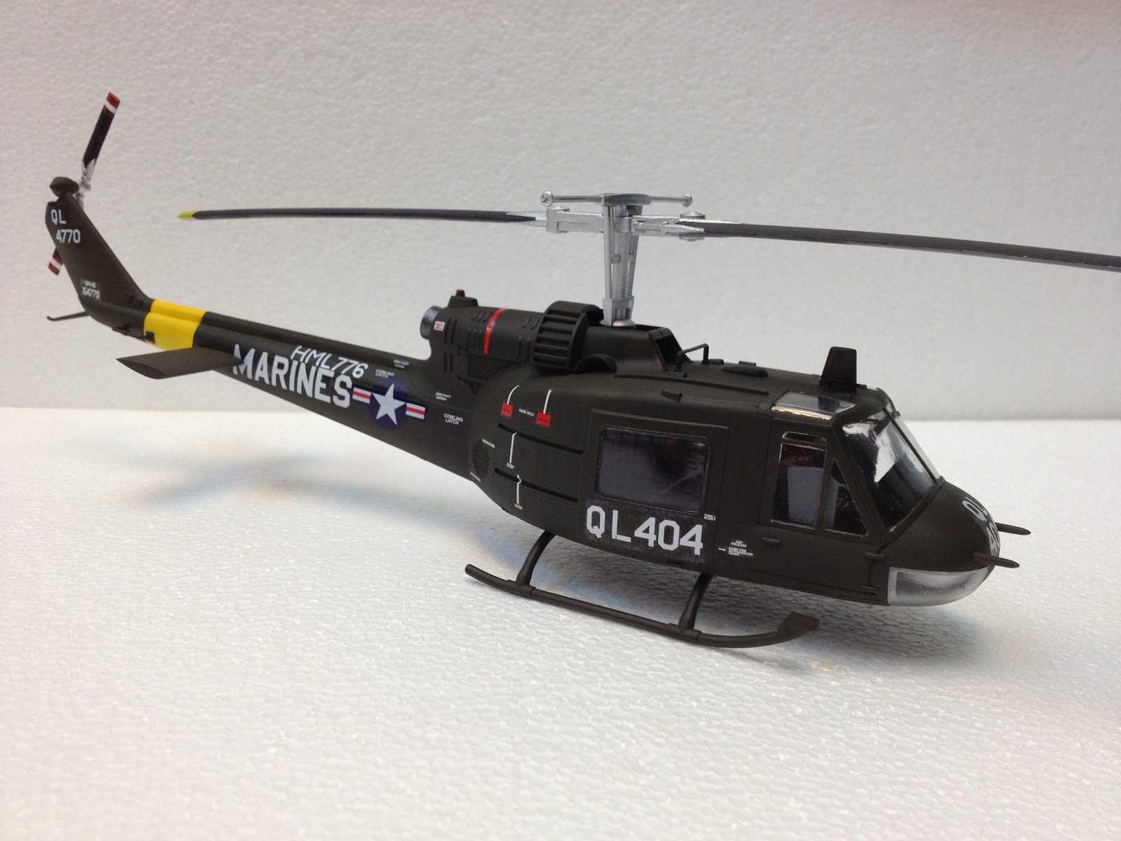 DeToyz UH1C huey Helicopter