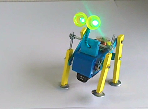 智恵の楽しい実験 簡単手作り 4足歩行ロボット リンク機構方式 中国製の0円以下のギアモーター使用