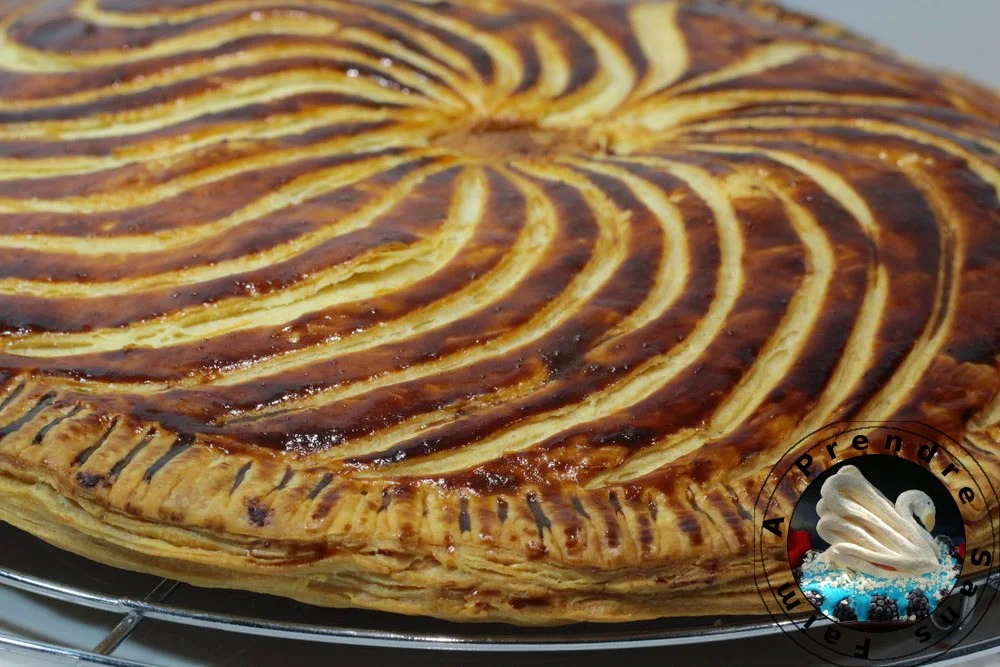 Galette des rois poire-spéculoos au cream cheese (pas à pas en photos)