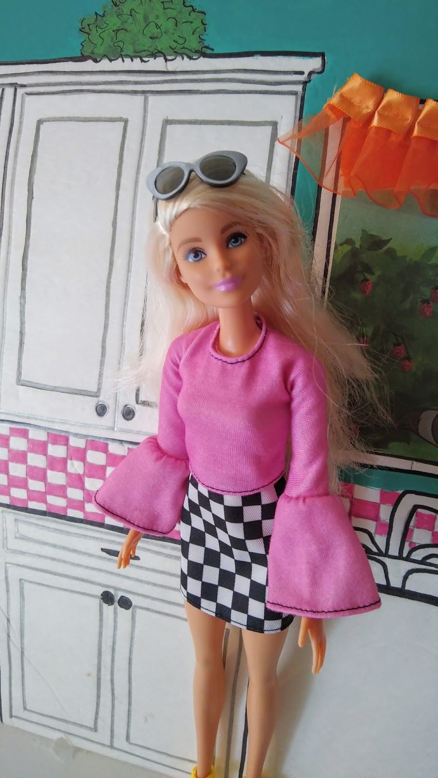 SNICKERDOODLE *REVIEW* Barbie Fashionistas #104