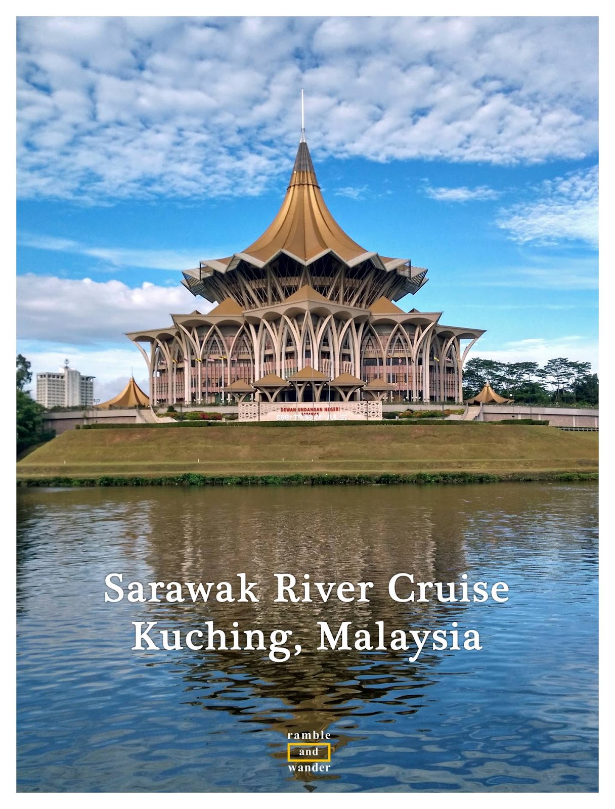 river cruise waterfront kuching