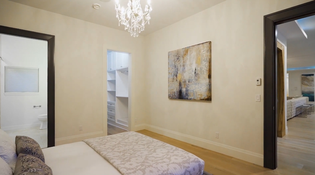 58 Interior Design Photos vs. 13988 34 Ave, Surrey, BC Luxury Mansion Tour