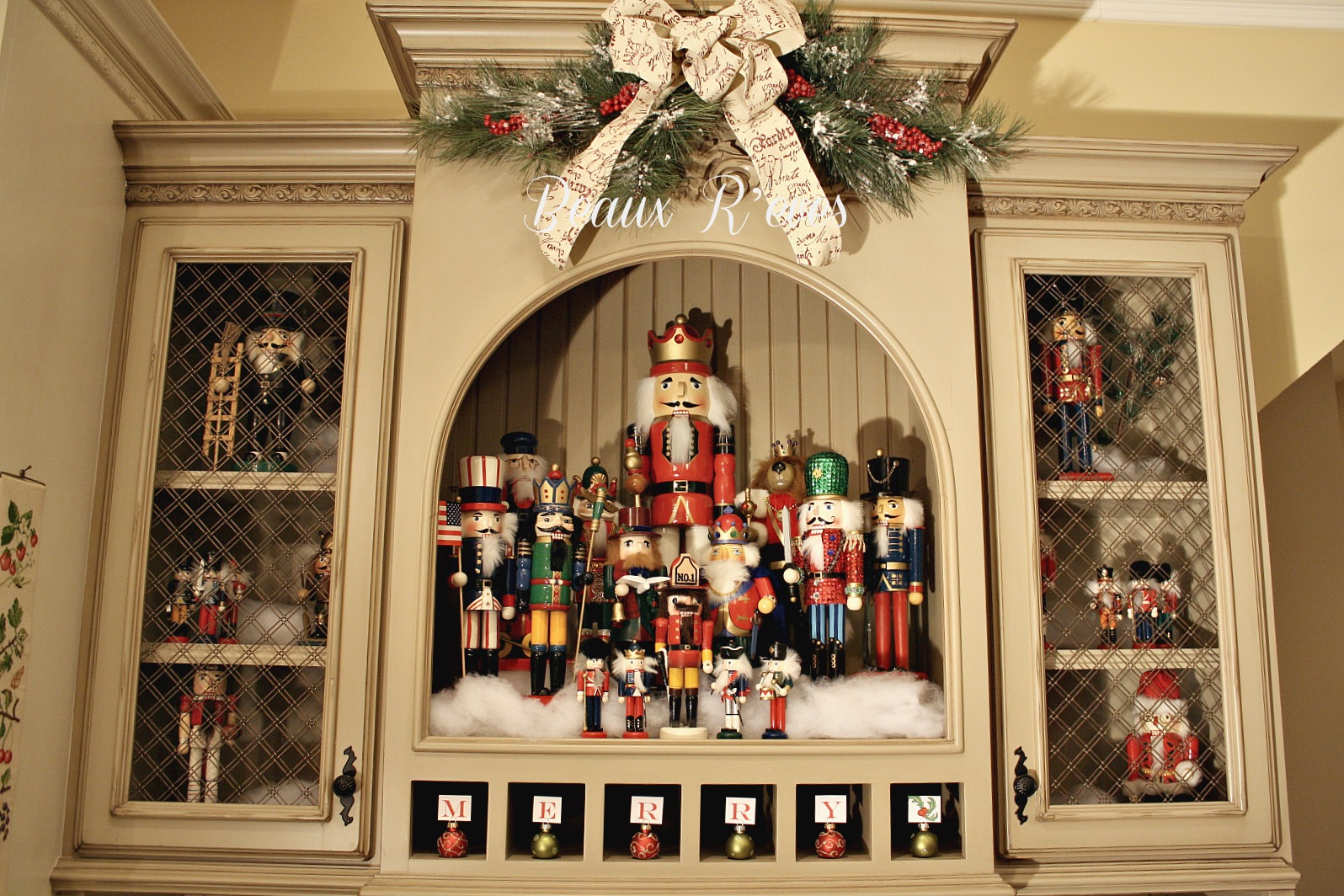 Beaux R'eves Traditions & CollectionsHoliday Nutcrackers
