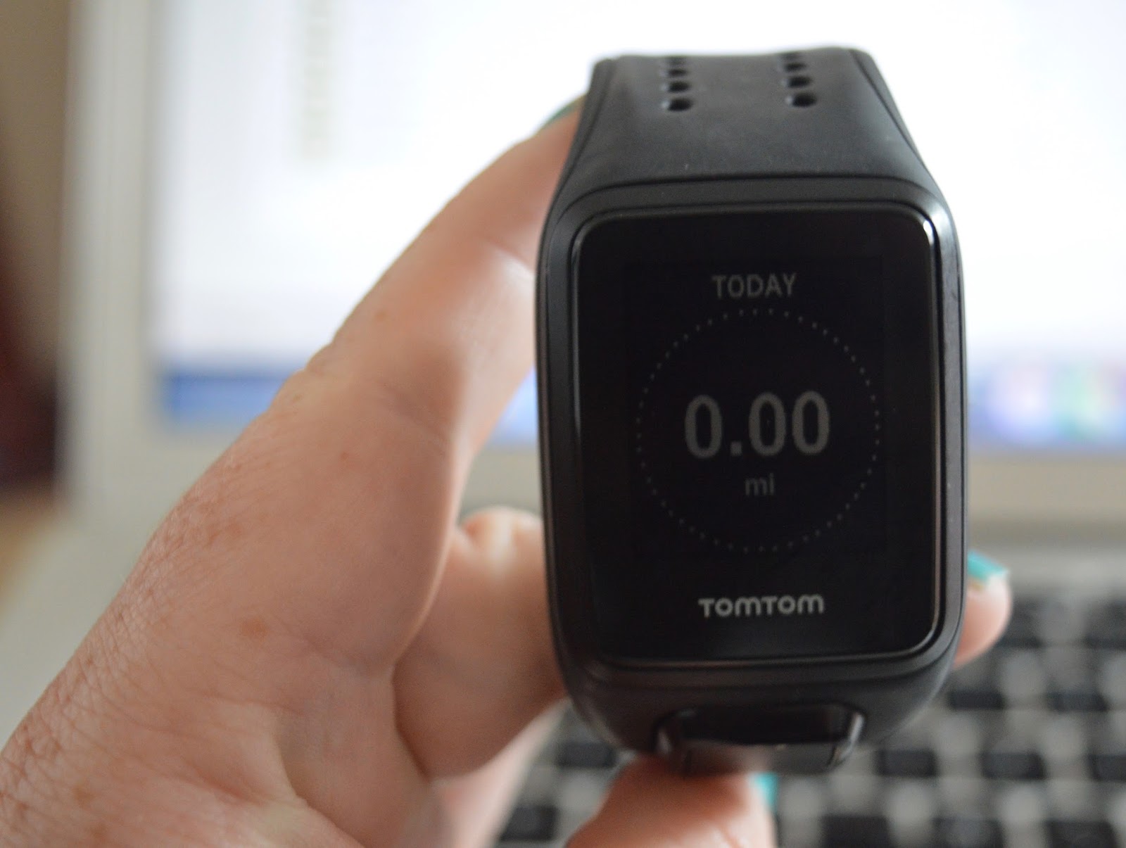Tomtom Spark Cardio + Music GPS Fitness Watch + Bluetooth 헤드폰 - 리뷰