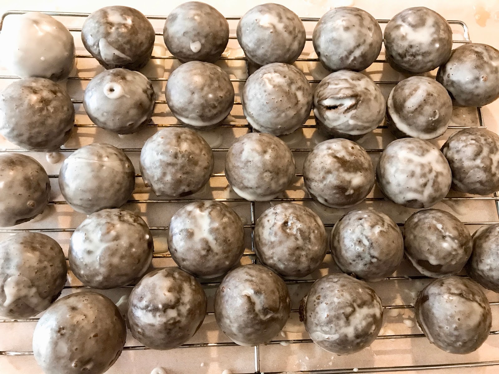 Baked Glazed Chocolate Donut Holes